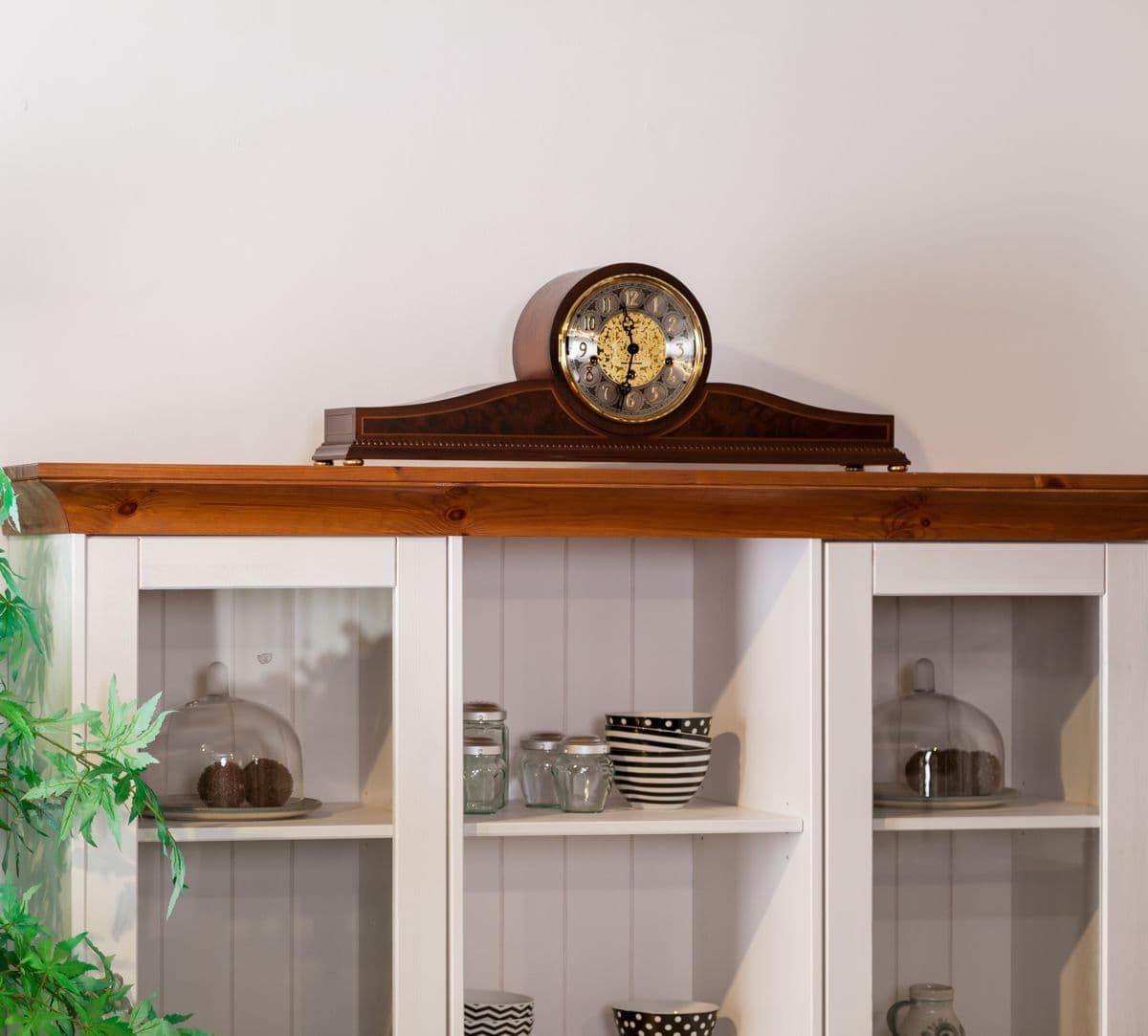 kieninger-1280-23-01-triple-chime-mantel-clock-(2)-30895-1-p